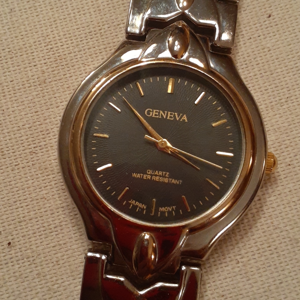 Ladies Geneva Quartz Watch